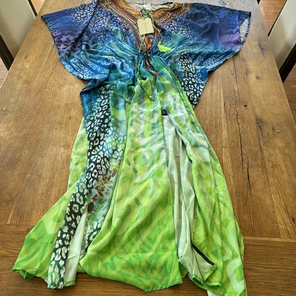 CLUB MODA COVER UP - Picture 1 of 5